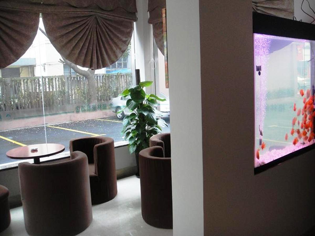 Greentree Inn Zhejiang Ningbo East Baizhuang Rd. Express Hotel מראה חיצוני תמונה